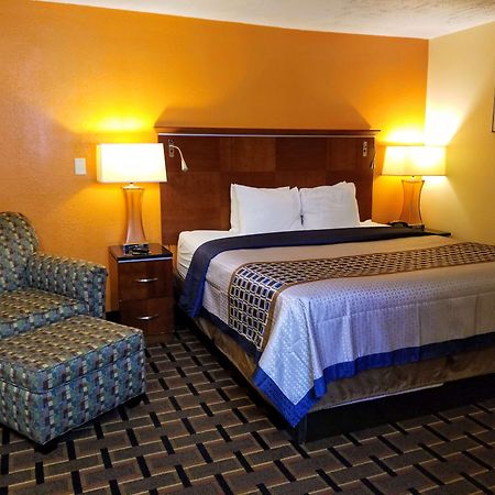 Surestay Hotel By Best Western Lincoln Room photo