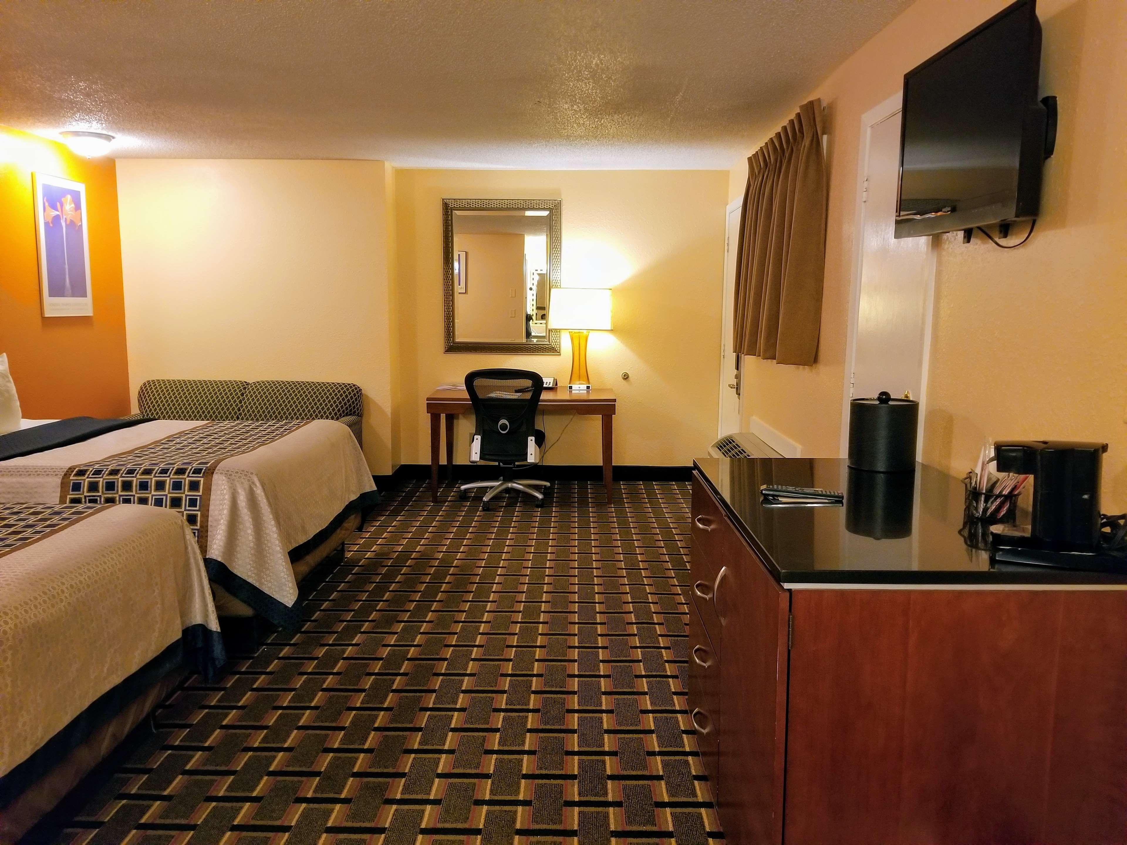 Surestay Hotel By Best Western Lincoln Room photo