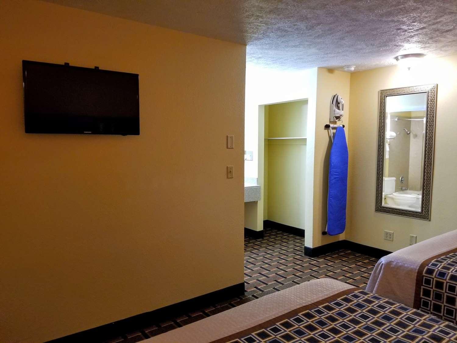 Surestay Hotel By Best Western Lincoln Room photo